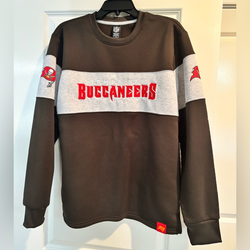 Tampa Bay Buccaneers NFL Team Apparel Crewneck Sweatshirt Men’s M Brown Gray